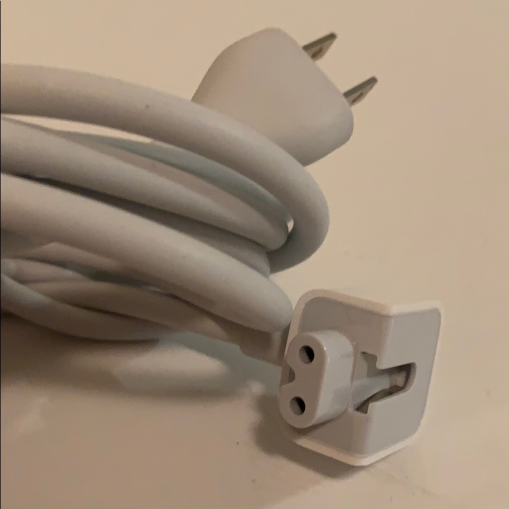 Apple Extension Cable - Picture 3 of 4